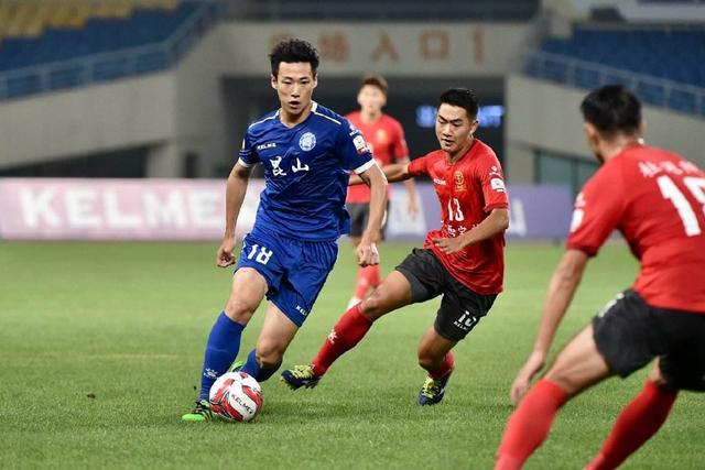 曼联发布会通知：卡里克将如常出席，时间定于明晚8点半